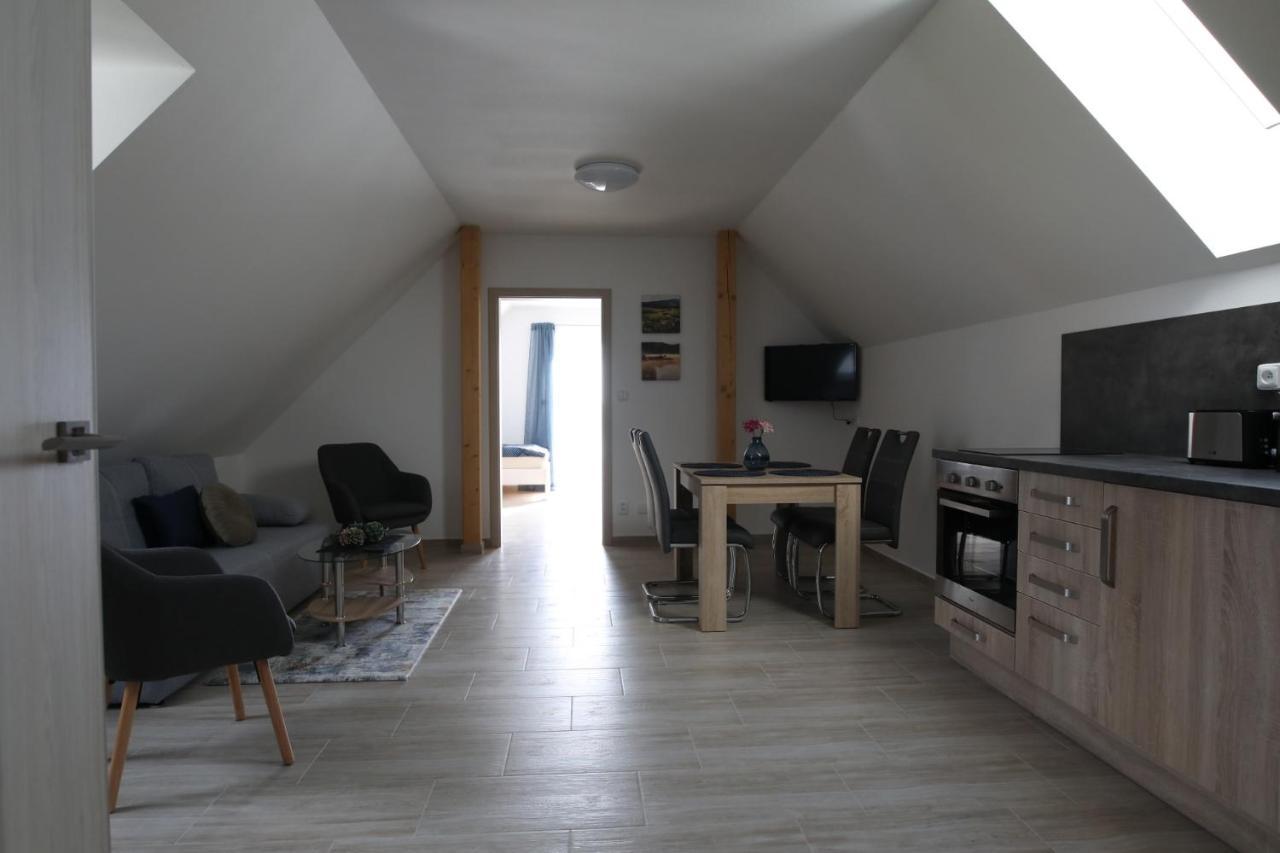 Apartmany Allis Lipno nad Vltavou Exterior photo