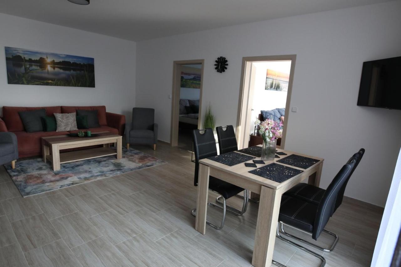 Apartmany Allis Lipno nad Vltavou Exterior photo