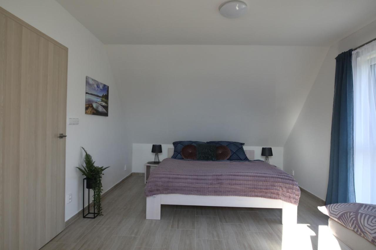 Apartmany Allis Lipno nad Vltavou Exterior photo